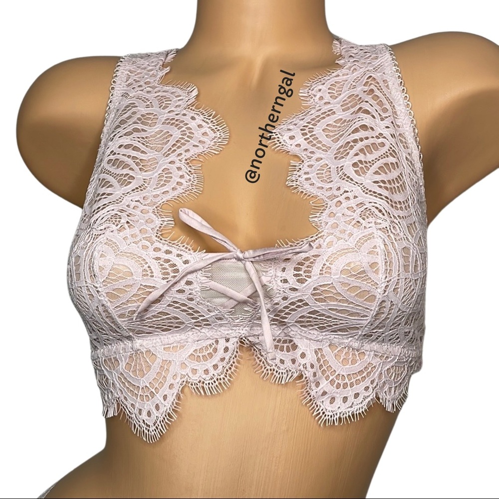 Victoria's Secret Lace Up Bralette - Picture 4 of 16